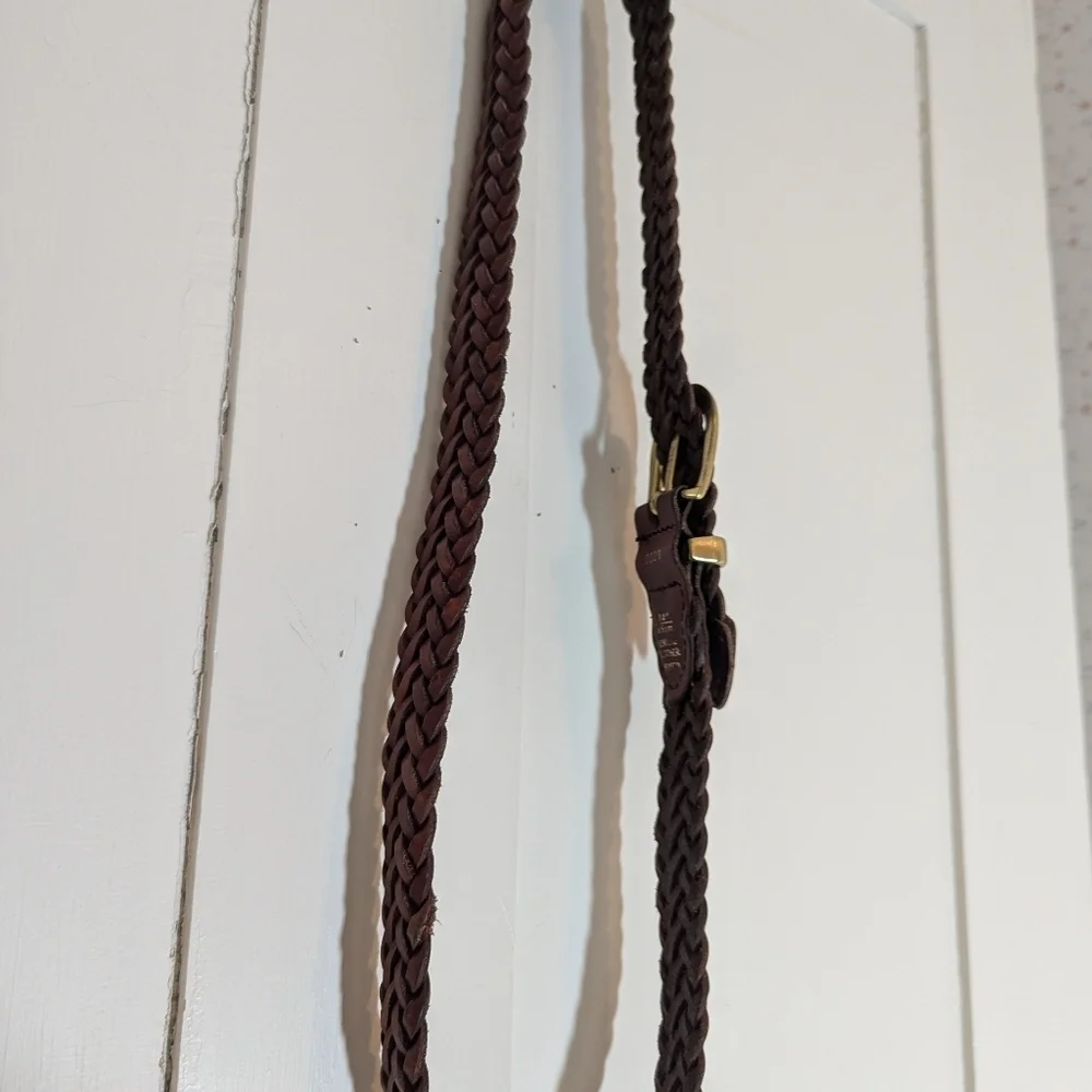 🤎 Leather Braided Belt with Goldtone Buckle 34